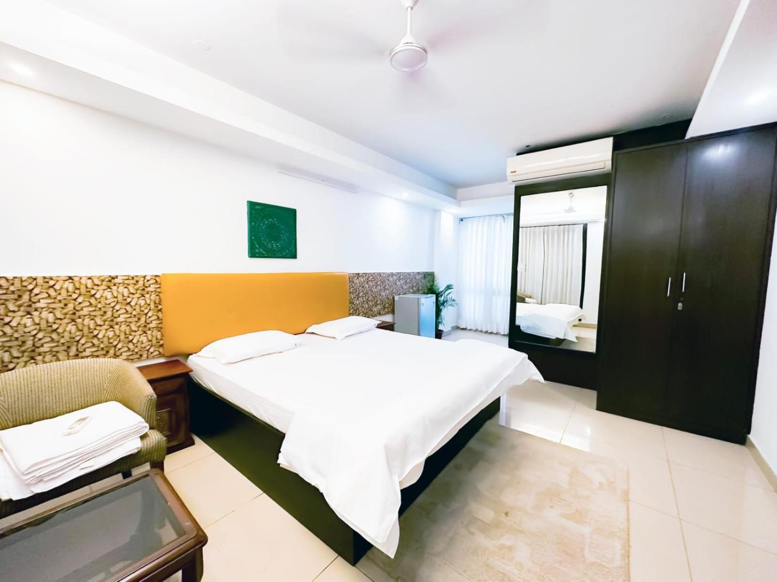 Hotel Blueberry نيودلهي المظهر الخارجي الصورة