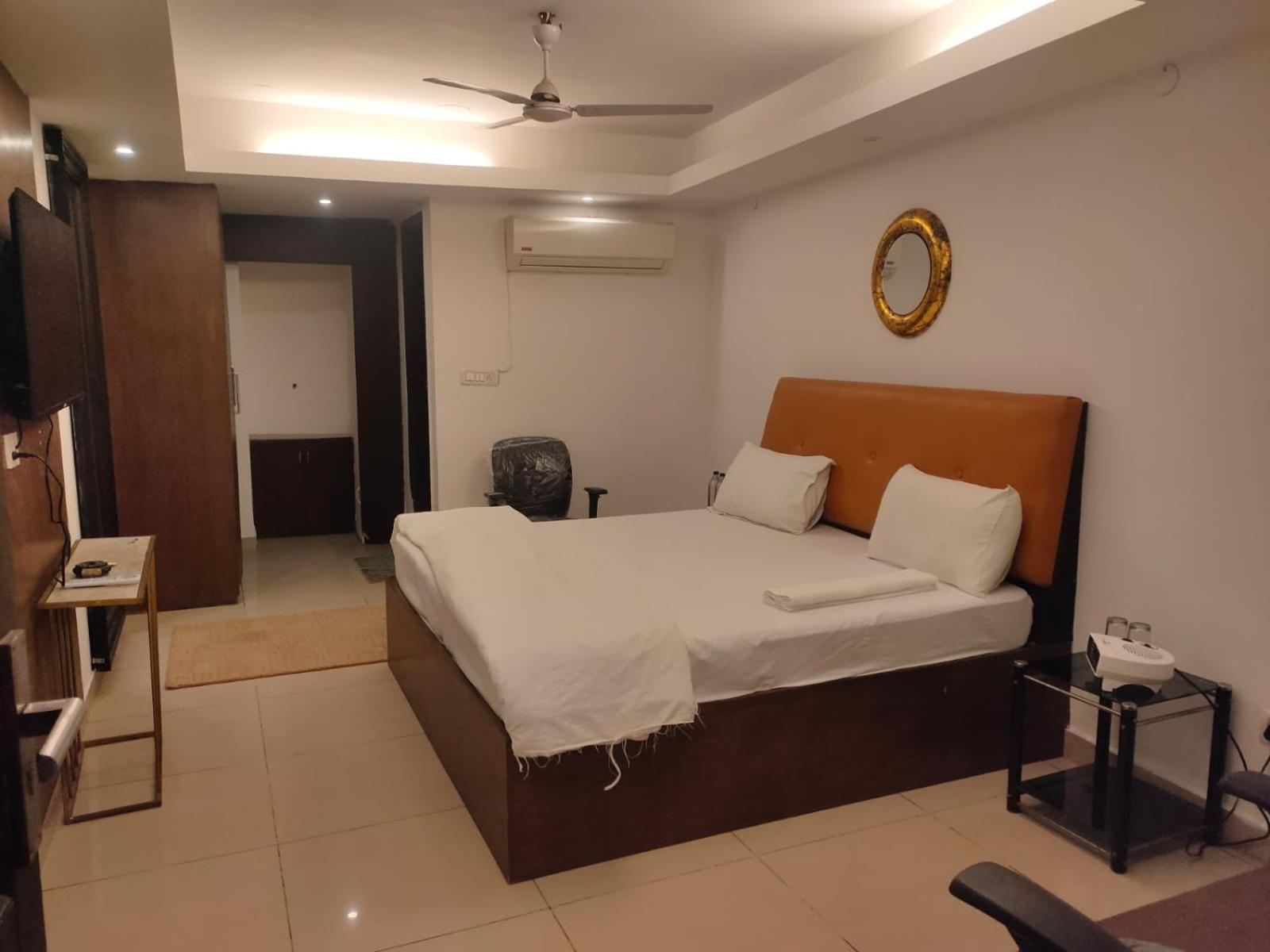 Hotel Blueberry نيودلهي المظهر الخارجي الصورة